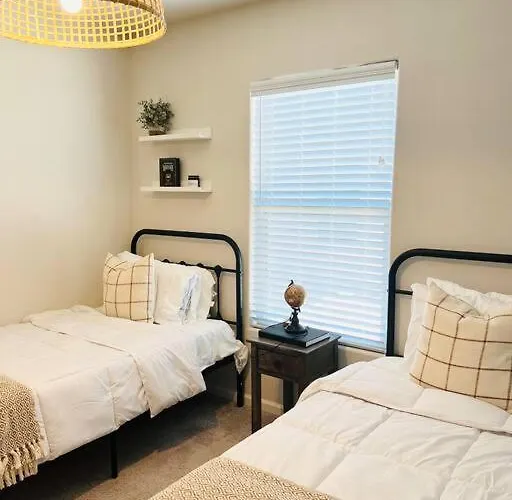 4Br Casa Grande Home Fast Wifi, Grill Sleeps 8 *